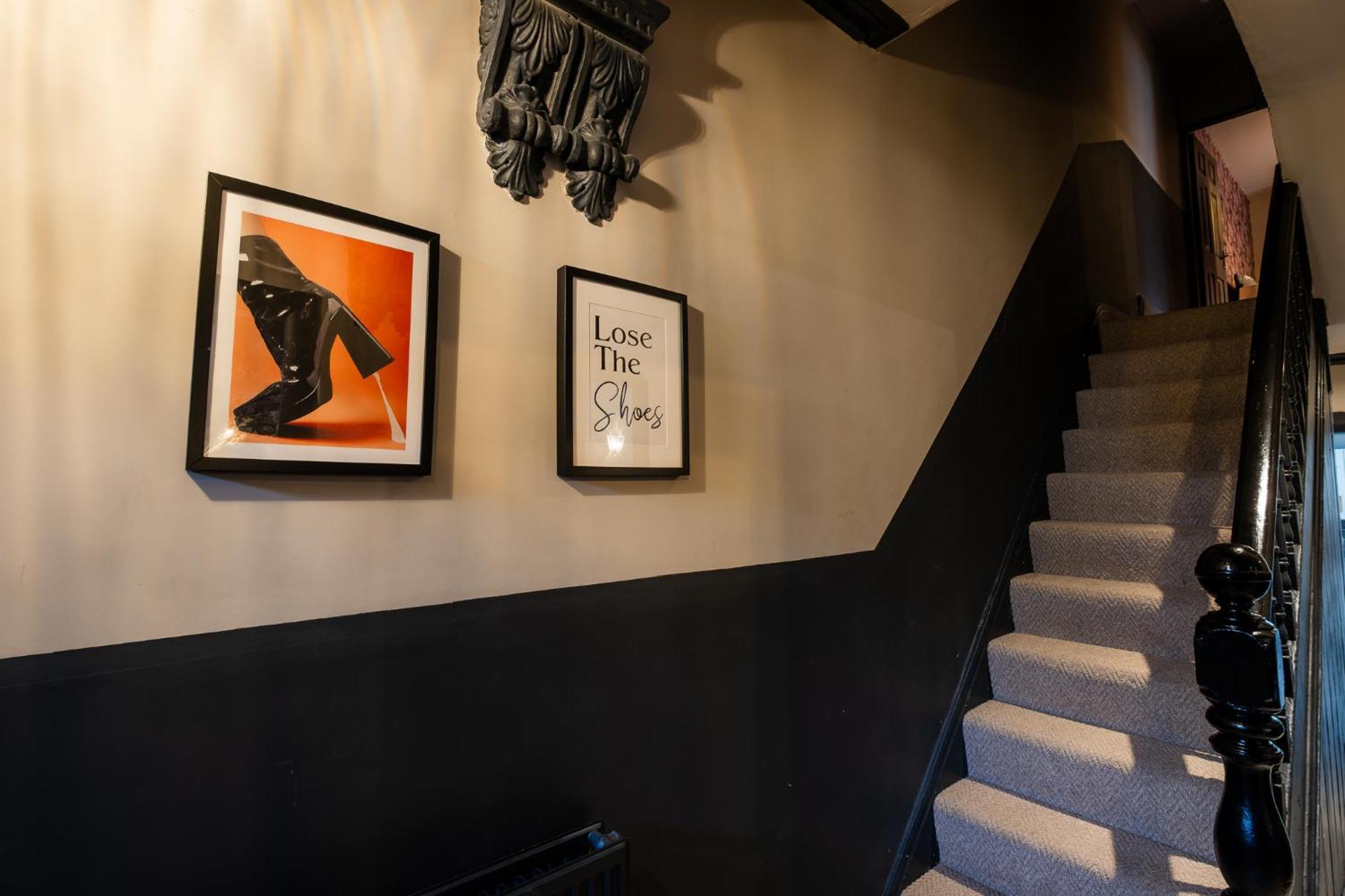 Entire Modern House Liverpool, 6 Bedrooms Екстер'єр фото